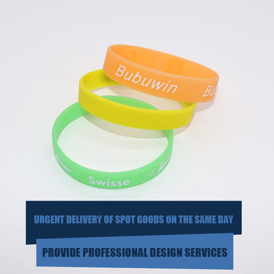 Pulseiras impressas em relevo, pulseiras de silicone personalizáveis
