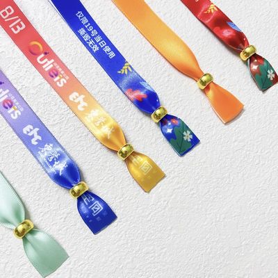 Pulseiras de tecido personalizadas Impressão de tela Para eventos corporativos Atividade de festivais musicais Pulseira de poliéster