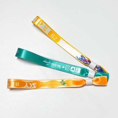 Logotipo personalizado de venda quente Pulseiras de tecido de poliéster Concerto Eventos promocionais Regalo Pulsera de tecido de comprimento ajustável