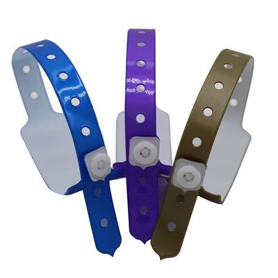 Fabrica Disponível Logotipo Personalizado Pulseira Neon Multicolor Plástico Vinil PVC Impermeável Eventos Festa Pulseira Regalo