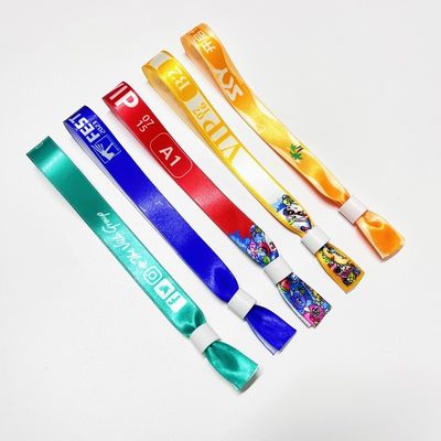 Logotipo personalizado Pulseiras de tecido de poliéster Concerto Eventos de promoção Regalo Comprimento ajustável