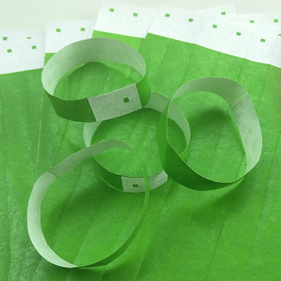 Pulseiras resistentes à água Tyvek Dupont para eventos Código de barras Variedade de cores Pulseiras de papel para eventos