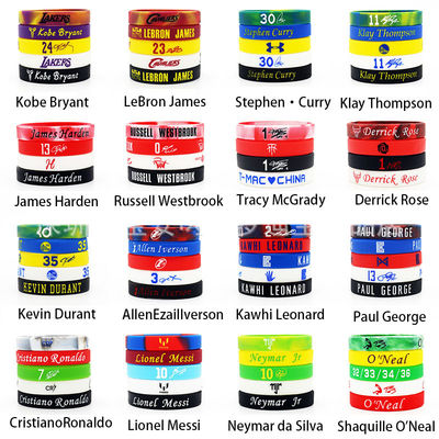Pulseiras de silicone impressas sob medida Jogos de basquetebol Estrela de futebol Promoção multi-color Souvenir Pulseiras de silicone