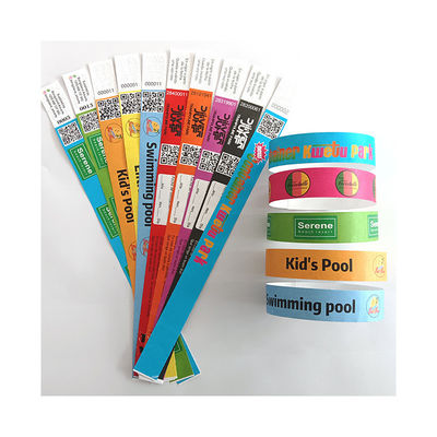 Pulseiras de papel Tyvek impermeáveis com numeração sequencial e impressão a cores completas