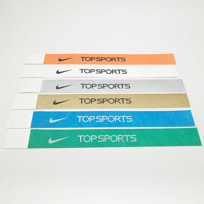 Logotipo personalizado Sequencial Numerado Tyvek Pulseira Piscina Impermeável Impressão a cores completas Pulseiras descartáveis