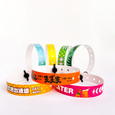 Pulseiras de PVC descartáveis Fornecedor Resistente à água Logotipo personalizável Texto Pulseira de festa de evento